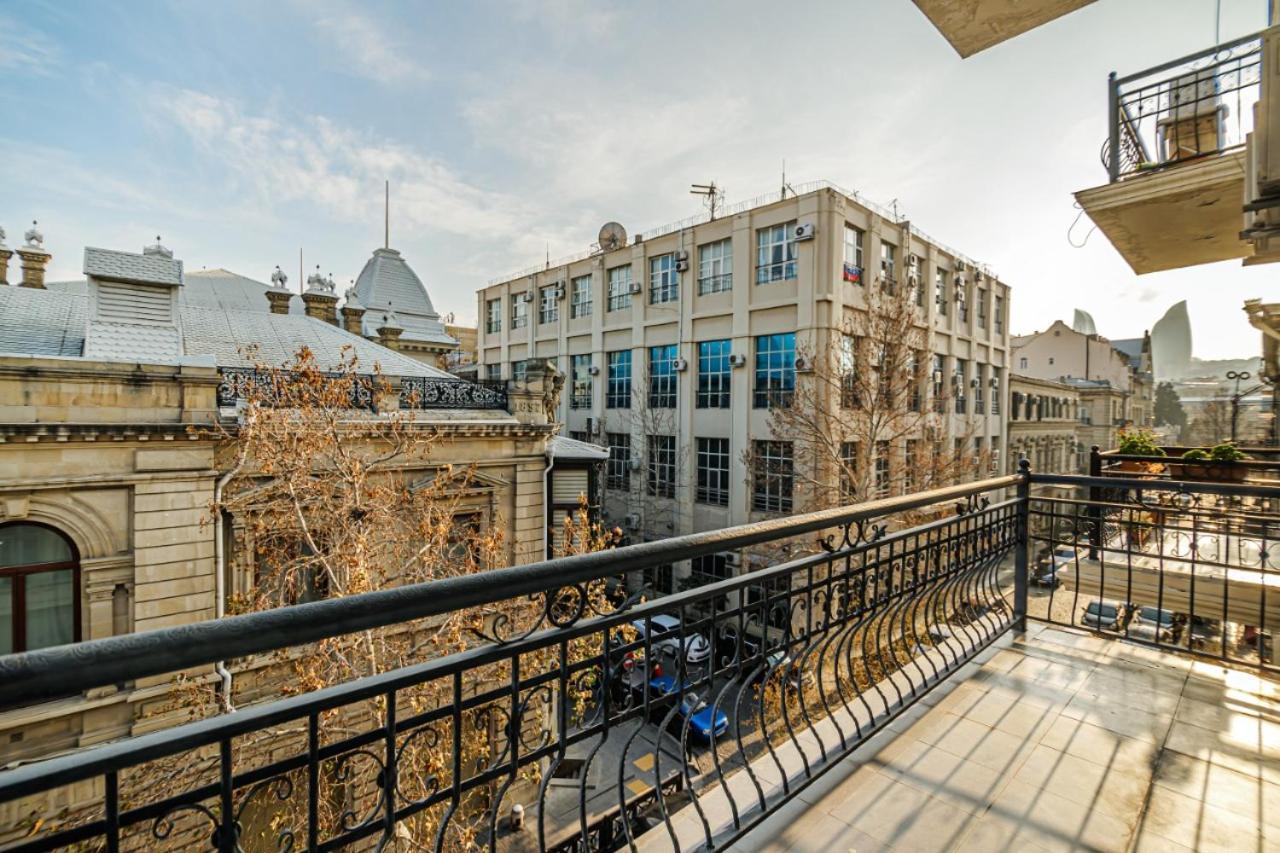 M Estate 1 Room Targovu Баку Екстер'єр фото