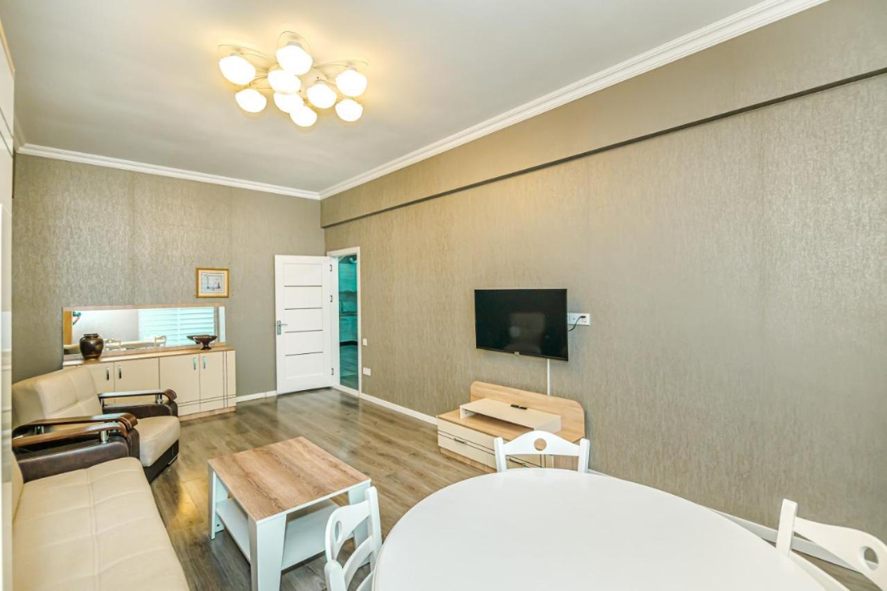 M Estate 1 Room Targovu Баку Екстер'єр фото