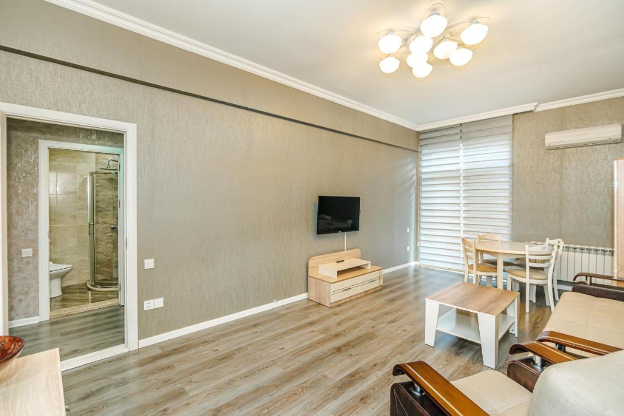 M Estate 1 Room Targovu Баку Екстер'єр фото